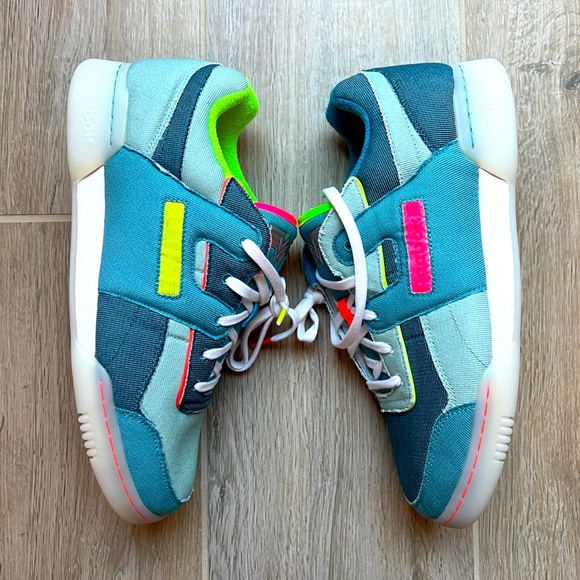 Reebok Other - Reebok Workout Plus DC Wonder Woman Size 12M